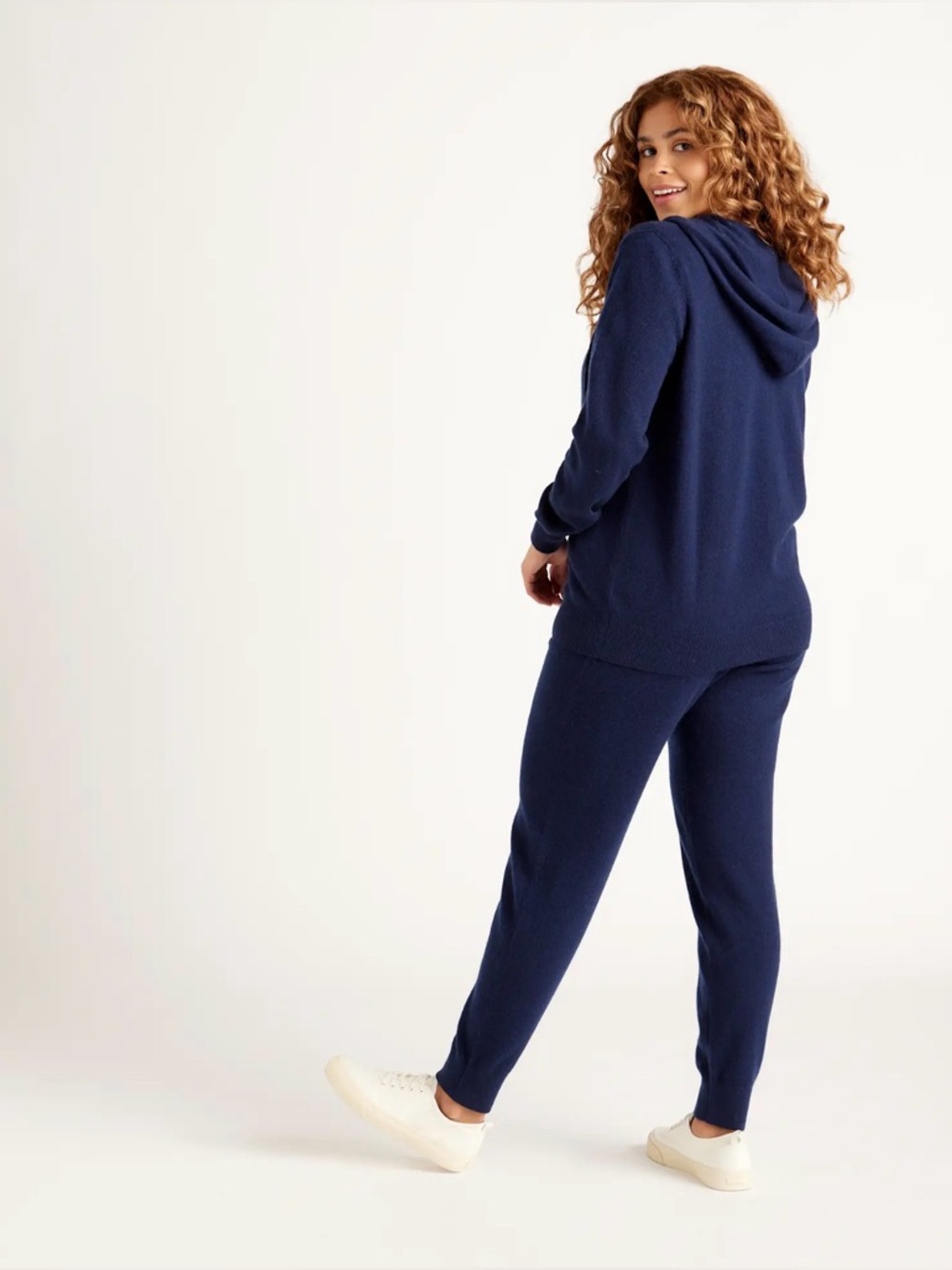 Quince Mongolian Cashmere Women's Zip-Up Hoodie Navy Size Large 1030 - Picture 3 of 4